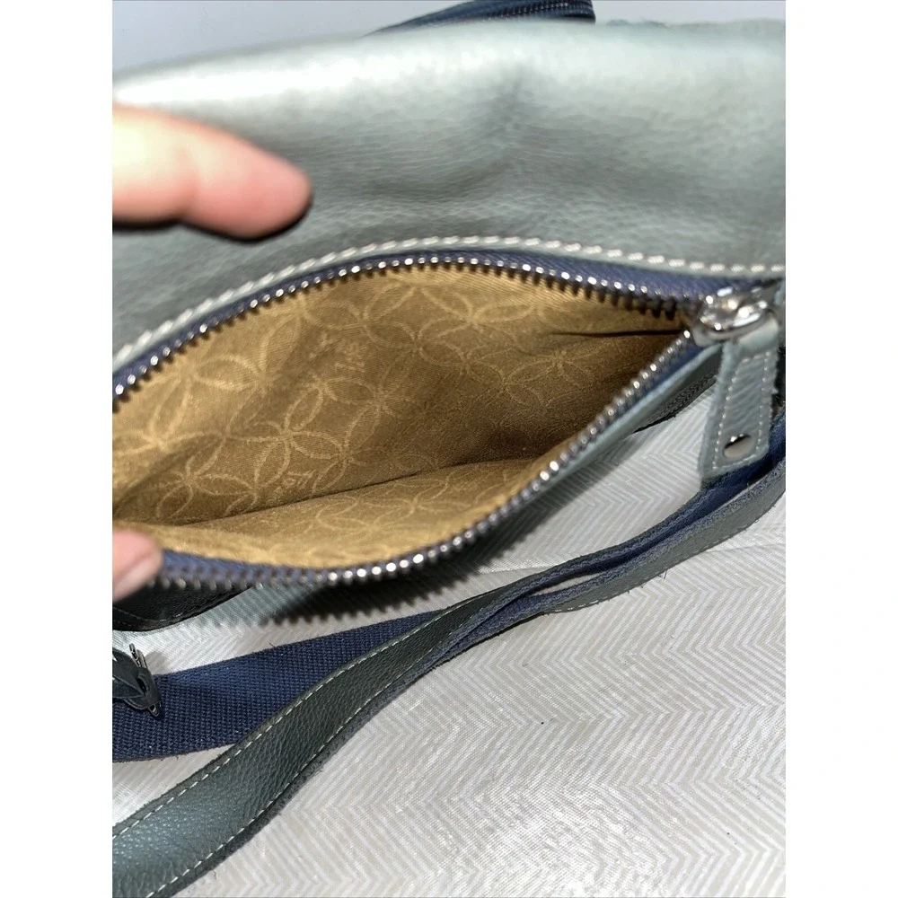 Fossil Leather Front‎ Pocket Back Wallet Crossbody Bag Soft Satchel Roomy Preppy